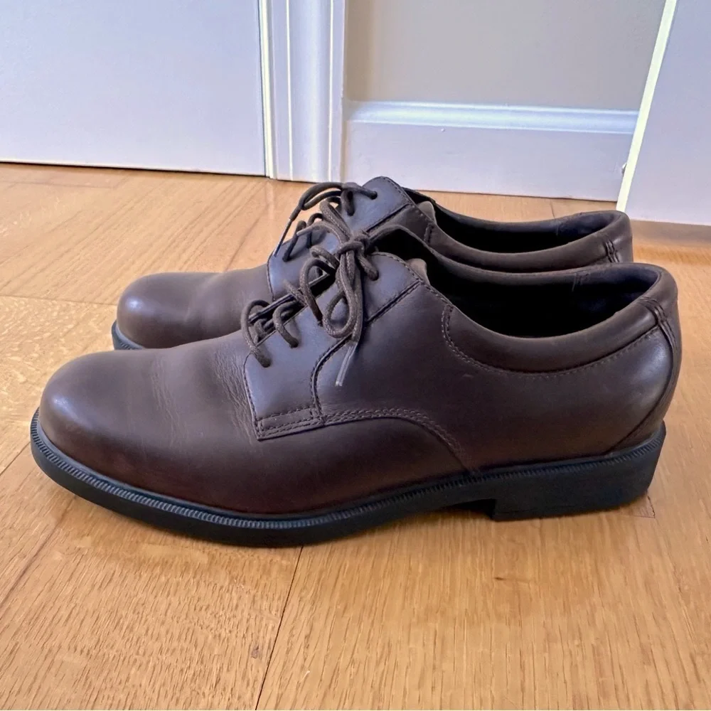 Rockport men brown